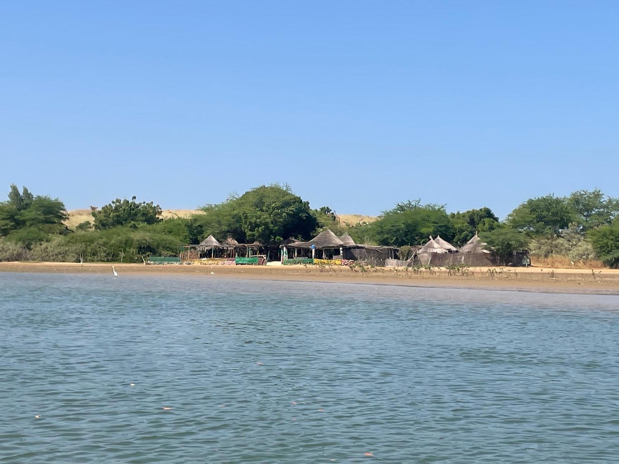 索蒙Chez Rama住宿加早餐旅馆 外观 照片